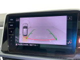 カラーバックモニター搭載しています。リアの映像がカラーで映し出されますので日々の駐車も安心安全です。