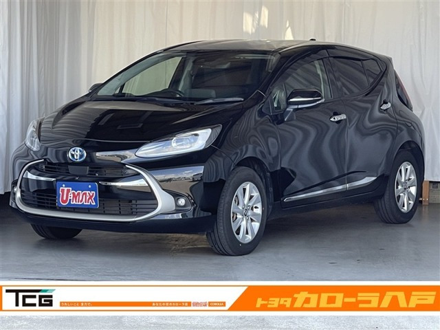 アクア  1.5 Z E-Four 4WD