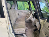 運転席シート廻りは使用感も少なく、良好な状態となっています。丁寧に使われていたことがよくわかりますね。