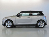 MINIオーナーのために設計されたオリジナルのMINI自動車保険がございます。車のことは全ておまかせください。