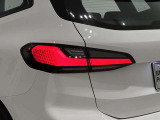 BMW伝統のL字型テールライト