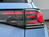 現行T-Cross Activeならではの洗練されたLEDテールランプ。ひと目で現行モデルとわかるデザインです。