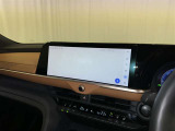 ディスプレイオーディオを装備。スマホとクルマをつなぐことで、これまでのナビに加えて、いろんなサービスが楽しめます。