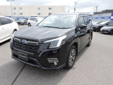 SUBARUふれあいフォローシステム。定期的な点検・整備とそのご連絡を差し上げる、アフターフォローシステム。まず納車1ヶ月目に点検・整備を行ない、その後6ヶ月ごとのセーフティチェック、12ヶ月法定