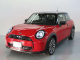 フロントフェイスはMINIアイコンとして永らく愛されるデザイン性の良さと、ブランドの魅力を感じる事ができます。