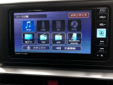 ラジオ、フルセグテレビ、CD再生、DVD再生、SD再生(音楽/動画)、Bluetoothオーディオが使用可能です。詳しい仕様については展示店舗までお尋ねください。