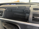 実用的な収納が、車内の各所にあります♪