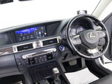★使いやすさや安全性を追求したステアリング周り!高級車ゆえにスイッチ類が多いのも特徴ですね!考え尽くされた配置ですぐに使いこなす事が出来ますのでご安心下さい!是非、体感してみて下さい!!