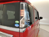 LEDテールライトです。省電力、高輝度のLEDは明るく照らすので夜間運転時の視認性を高めます。スタイリッシュな見た目で細かいところもこだわりたいあなたに!