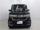 ワイド&ローのスタイルで走行安定性もばっちりです。運転しやすくロングドライブも安心です。