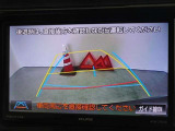 バックガイドモニターを装備しています、車庫入れもラクラクです。