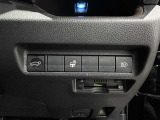 【オートマチックハイビーム】ハイビームとロービームを自動で変更し夜間の運転をサポートしてくれます。
