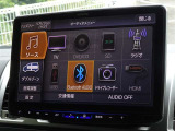 CD・DVD(再生機能)・ブルートゥース等を使用することができます。