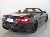 どの角度からもBMWのフォルムが際立ちます。