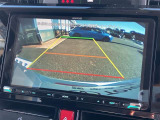 バックカメラが付いているので後方確認が非常にしやすいです。今や運転初心者も熟練者も必須装備!ついていて損はないですね♪