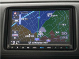 純正8インチベーシックインターナビ(VXM-195VFEi)&バックカメラが装備されているので、普段の使い勝手もロングドライブも快適です。