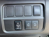 両側オートスライドドアです!インテリジェントキーや運転席のスイッチで簡単にドアの開閉ができるので、とても便利な装備です♪