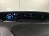 見やすいメーター周り!!カラーディスプレイには運転をサポートするさまざまな情報が表示されます(^^♪