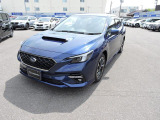 SUBARUふれあいフォローシステム。定期的な点検・整備とそのご連絡を差し上げる、アフターフォローシステム。まず納車1ヶ月目に点検・整備を行ない、その後6ヶ月ごとのセーフティチェック、12ヶ月法定
