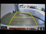 バックガイドモニターで、後方を確認しながら安心して駐車することができます。運転初心者も熟練者も必須の機能ですよ!