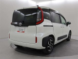 車両本体価格の中に整備料金は入っています。点検・整備後の納車ですので安心してお選び下さい。自社工場完備!経験豊かな整備士が対応いたします。