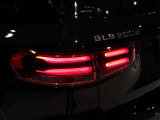 LEDインテリジェントライチシステム搭載!複数の照射モードおよび機能を備え、走行状況に適した照射を行います。