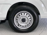 純正スチールホイール付きです!