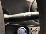 ライトスイッチです。AUTOは付いておりません。