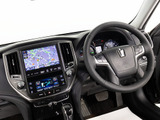 使いやすさや安全性を追求したステアリング周り!高級車ゆえにスイッチ類が多いのも特徴ですね!考え尽くされた配置ですぐに使いこなす事が出来ますのでご安心下さい!是非、体感してみて下さい!!