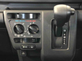 ATシフトで運転も楽々です。