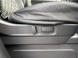 【 メモリー付パワーシート 】シートポジションがしっかり決まると、運転操作が楽になりますね♪微調整が可能なので、様々なシーンでも活躍できます。