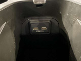 コンソールボックス内にもUSBポート付いています。