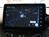 トヨタ純正10.5インチディスプレイオーディオ&バックカメラが装備されているので、普段の使い勝手もロングドライブも快適です。