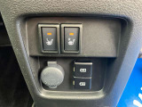 運転席、助手席にシートヒーターを装備しております。