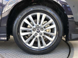 純正18インチアルミ!タイヤサイズは235/55R18です