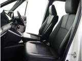 見通しのよいすっきりとした視界で、誰でも運転しやすいです。運転のしやすさは疲れにくさにも繋がりますよ♪