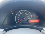 整備スタッフは国家資格を持つプロの整備士です。車検の受入/中間/完成検査と保安基準発行のすべても自社で行います。