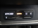 ETC付。高速道路の料金所はキャッシュレスで通過です。サービスエリア等にあるスマートインターの出入りも利用可能でとっても便利。ご納車後すぐにお使い頂けるようセットアップしてのお渡しとなります。