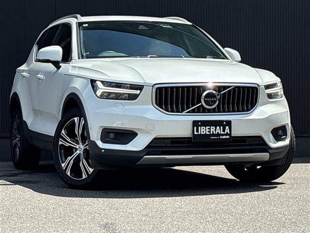 XC40 T4 AWD インスクリプション 4WD 本革シート 修復歴無し