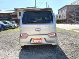 新車と同様の保証(有料)がつけられます。また各地域の店舗に最新の大型整備工場とプロメカニックが常駐しておりアフターメンテナンスもお任せください。
