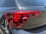 後続車からの視認性を高めるLEDテールランプを装備。Poloの存在感をアピールします。