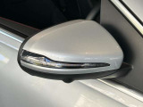 納車前整備は、メルセデスベンツ国際認定メカニックによる最新の検査ライン等の施設が充実した当社工場で入念に行います。メルセデス・ベンツの定める厳しい基準をクリアしたお車のみをご案内させて頂きます。