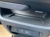 ワイヤレス充電も装備。