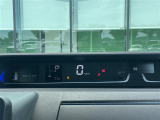 【スピードメーター】メーターがシンプルで見やすく運転しやすいですね!