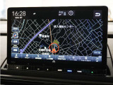 純正11.4インチHondaCONNECTナビ(LXM-247VFLi)&バックカメラが装備されているので、普段の使い勝手もロングドライブも快適です。