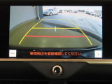 バックガイドモニターで、後方を確認しながら安心して駐車することができます。運転初心者も熟練者も必須の機能ですよ!