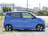 『サイドシルエット』運転席側写真になります。