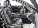 快適エアシート&シートヒーターを装備しています!高級車ならではの装備です!シートが暖まる機能!シートから冷風が出る機能!どちらも付いています!!寒い冬も、暑い夏も快適にご乗車頂けます!!