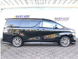 神奈川でお車を探すなら リバーサイド 。当店では在庫数800台展示中となります。残価設定型ゴジュッパローンをメインで販売しており月々のお支払いをお安く高年式車を乗りたい方へ是非ご検討ください。