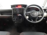 ぜひ展示車の運転席に座ってみてください。